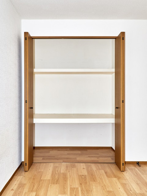 【収納】 | エステート桃山2 | 洋室収納