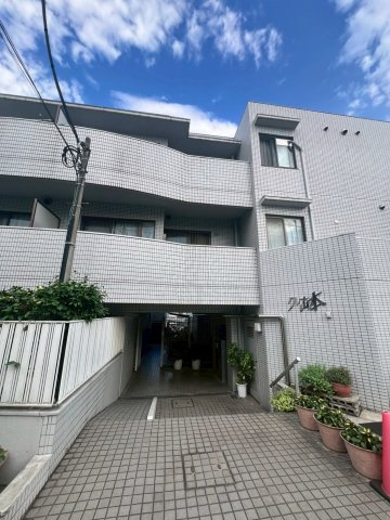 クレール山本の外観