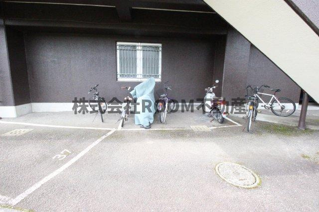 アイン都城の駐車場|駐車スペースもあります