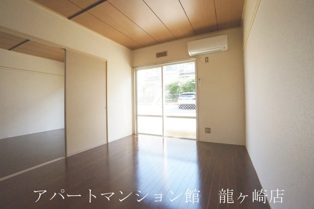 サンハイツ布川台の居間・リビング