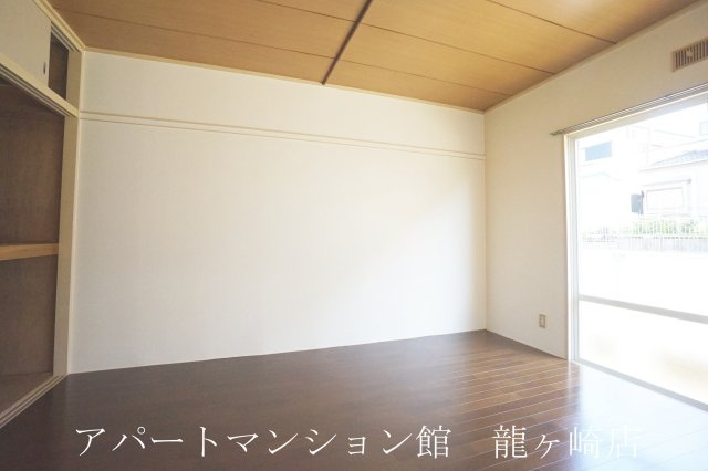 サンハイツ布川台の洋室