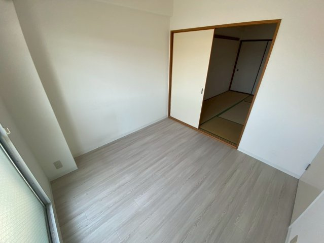 芦屋三木マンションの居間・リビング