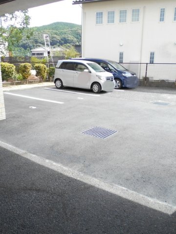 イーストエントピアの展望|駐車場