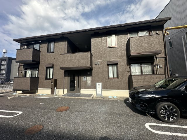 ラピスの駐車場