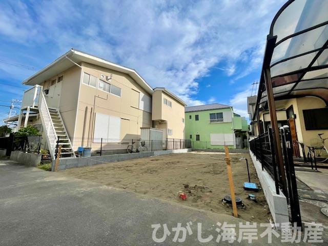 藤沢市辻堂新町3丁目　新築戸建　の外観|6月23日撮影　建築前　現地外観