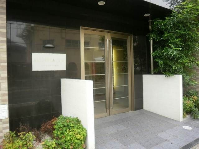 リライアンス井尻のエントランス