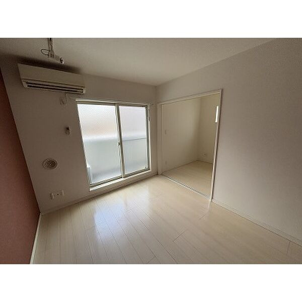 オレンジコート大橋の居間・リビング