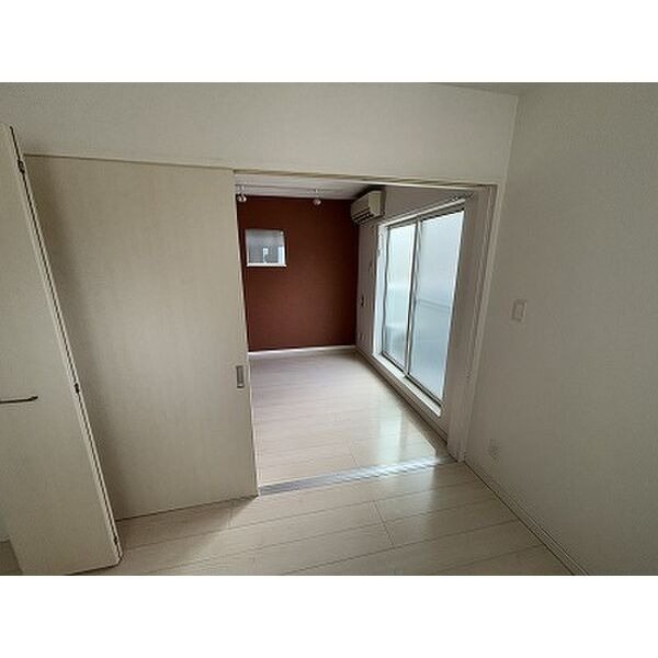 オレンジコート大橋の居間・リビング