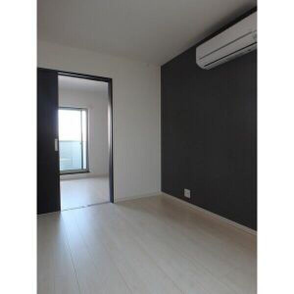 DHガーデン井尻南の居間・リビング