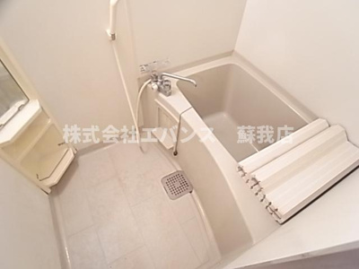 【浴室】 | センプレヴェルデ | コンパクトで使いやすいお風呂です