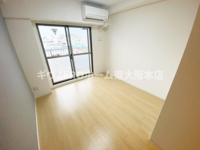 グランエクラ田島の居間・リビング