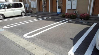 【駐車場】
