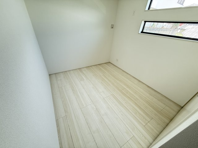 グラファーレ堺市上野芝向ケ丘町の洋室