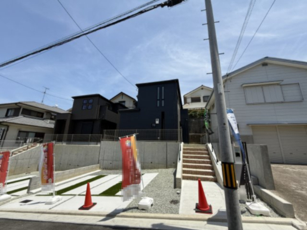 グラファーレ堺市上野芝向ケ丘町の前面道路含む現地写真