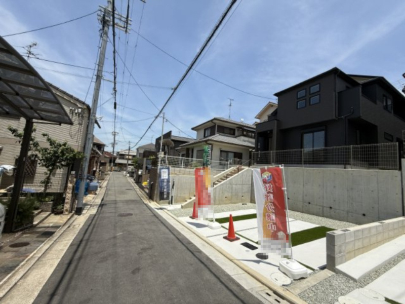 グラファーレ堺市上野芝向ケ丘町の前面道路含む現地写真