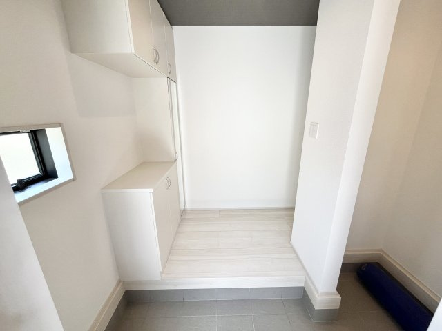 グラファーレ堺市上野芝向ケ丘町の玄関