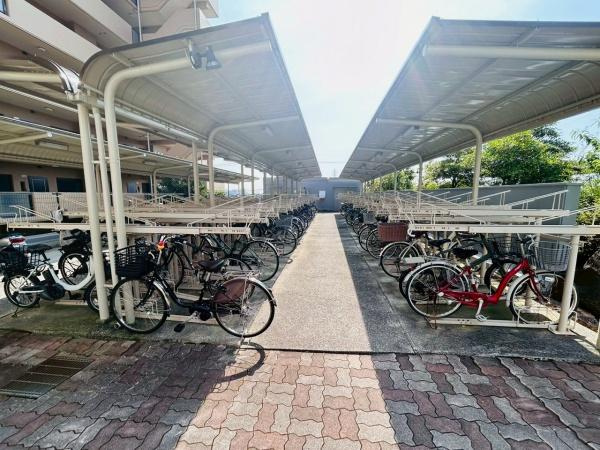 【その他共用部分】 | エバーランドシティ新泉北８番館　中古マンション | 駐輪場