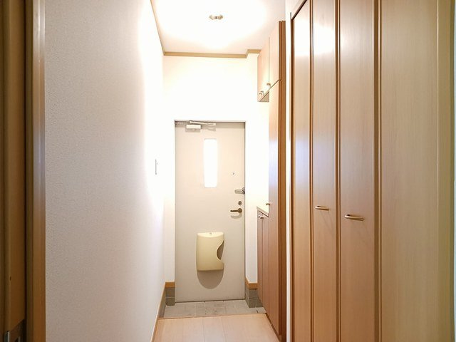 グランド・ルーの玄関|落ち着いた玄関です