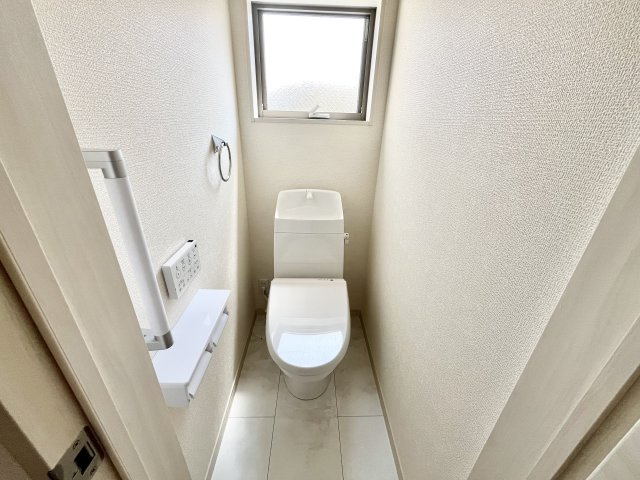 堺市東区引野町3丁新築のトイレ