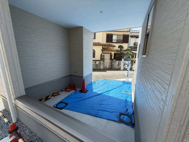 堺市東区引野町3丁新築の駐車場