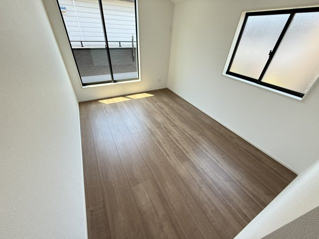 堺市東区菩提町　新築戸建の洋室