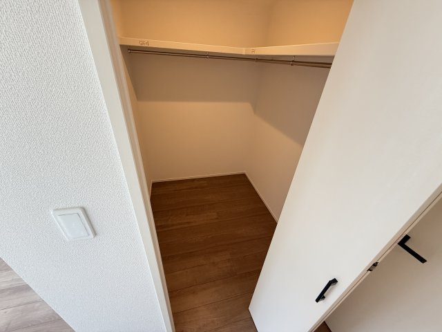 堺市東区菩提町　新築戸建の収納