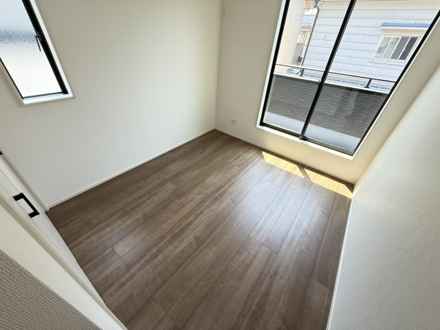 堺市東区菩提町　新築戸建の洋室