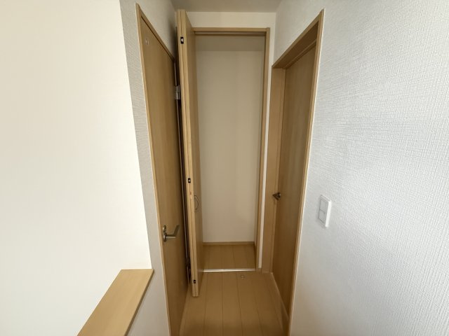 堺市東区高松　新築一戸建ての収納