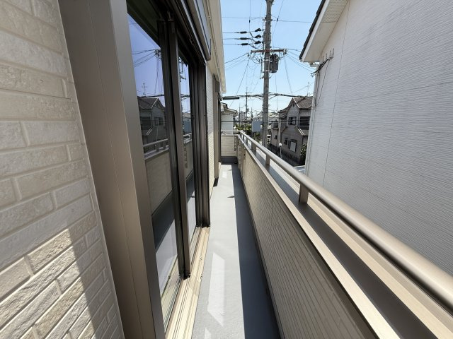 堺市東区高松　新築一戸建てのバルコニー