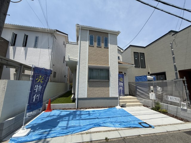 堺市東区高松　新築一戸建ての外観