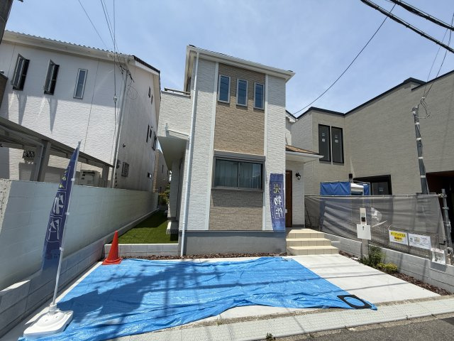 堺市東区高松　新築一戸建ての外観