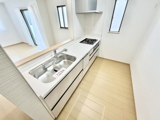 堺市東区高松　新築一戸建てのキッチン