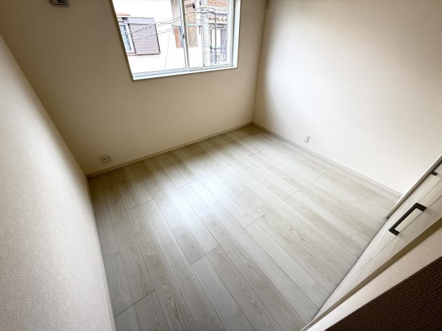 北野田　新築一戸建の洋室