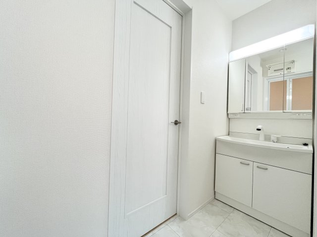 南野田　新築分譲住宅　全２区画の独立洗面台