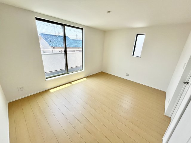 南野田　新築分譲住宅　全２区画の洋室