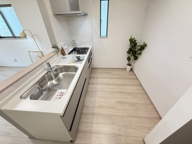 南野田　新築分譲住宅　全２区画のキッチン
