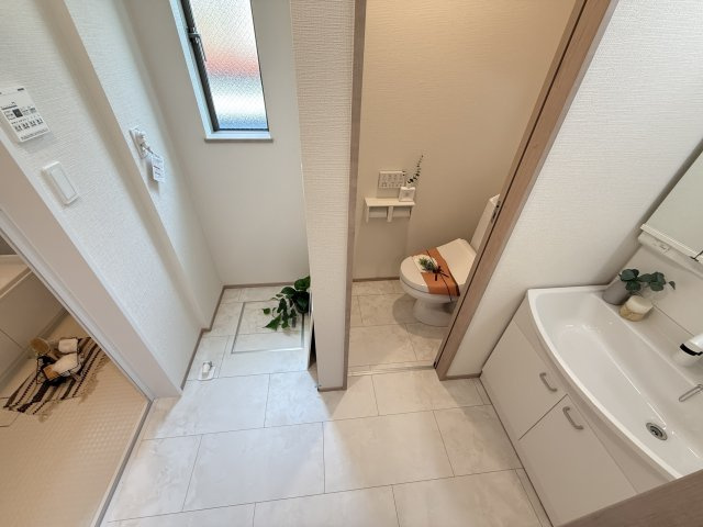 南野田　新築分譲住宅　全２区画の脱衣所