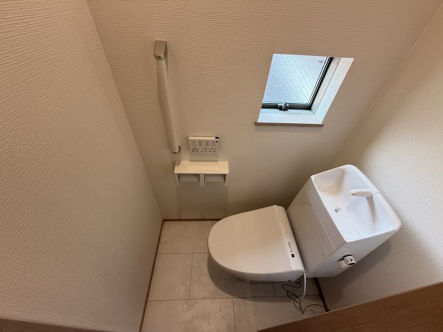 南野田　新築分譲住宅　全２区画のトイレ