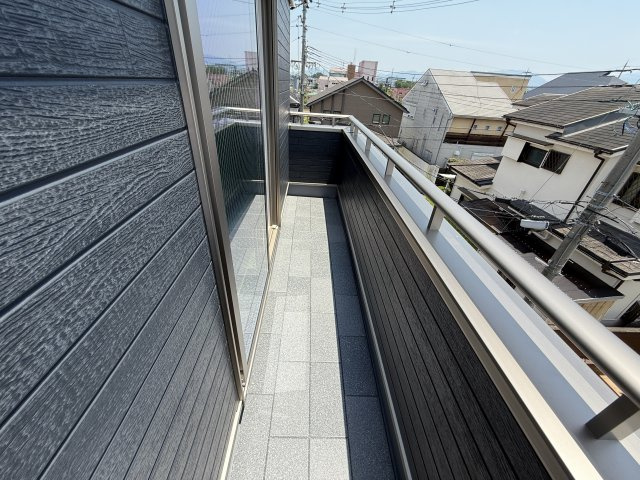 南野田　新築分譲住宅　全２区画のバルコニー