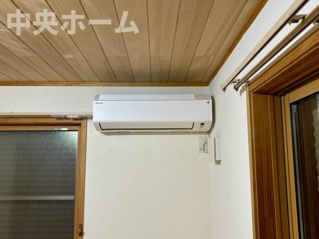 葛飾区堀切4丁目中古住宅の冷暖房・空調設備|エアコン