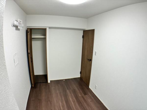 【洋室】 | インテリジェントシティ