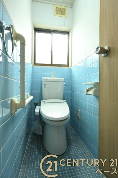 生駒郡安堵町大字東安堵の中古一戸建のトイレ