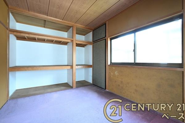 生駒郡安堵町大字東安堵の中古一戸建の収納