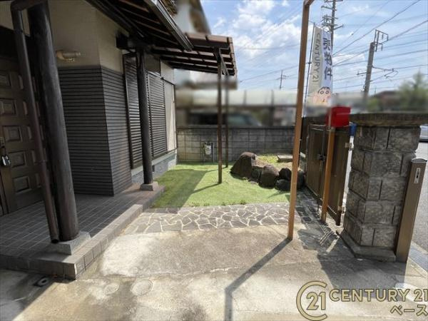 生駒郡安堵町大字東安堵の中古一戸建のその他|■現地撮影写真■ 手入れが行き届いた南庭です。