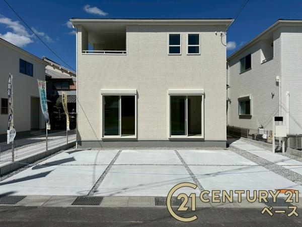 リーブルガーデン保津 ３号棟 ／新築一戸建