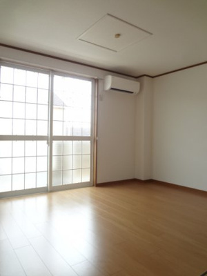 【居間・リビング】 | ロイヤル弐番館