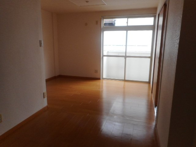 カーム松本Ｂの居間・リビング