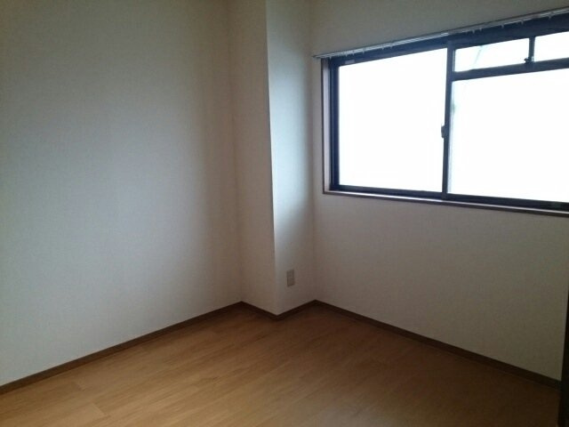 ハーベスト壱番館の洋室