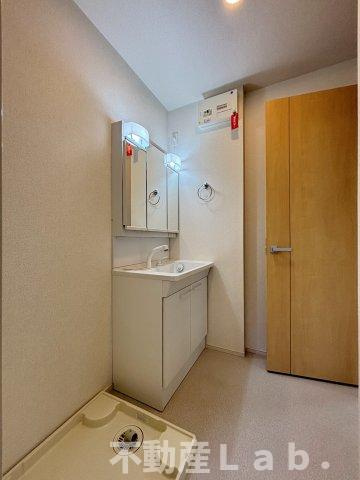 カーサ　ラフィネ　Ⅰの洗面所