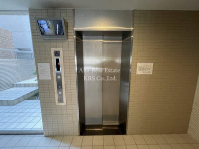 【その他共用部分】 | サンアルカス | エレベーターは防犯カメラが付いているので、安心です♪